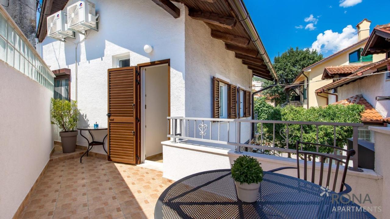 Apartment Follow Me Opatija Exteriör bild